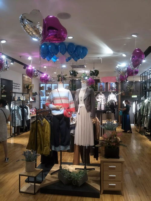 sea to sky員工內(nèi)購(gòu)會(huì)開(kāi)始了 lm27女裝讓你成為一個(gè)多變的女神 熱烈慶祝片斷女裝入駐雙豐商城